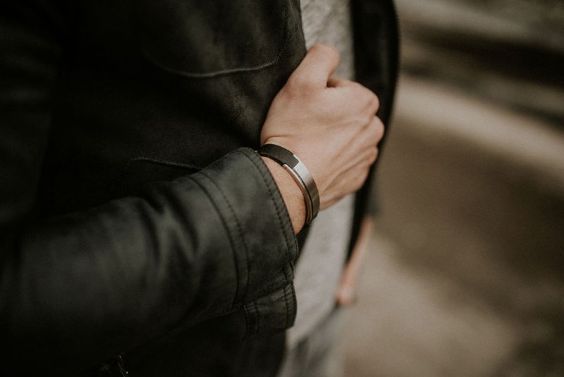 Lunavit Herren Armband mit Magnete für stylische Outfits